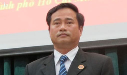 Vụ một đương sự đòi nhảy lầu: Chánh án TAND TP HCM nói gì?