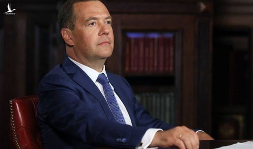 Gần nửa năm sau ngày tuyên bố từ chức, ông Medvedev nói gì về mối quan hệ với ông Putin?