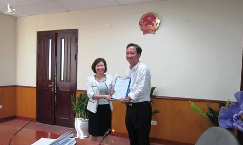 Nguyên Thứ trưởng Hồ Thị Kim Thoa: Từ “Phó tư lệnh” uy quyền đến khởi tố