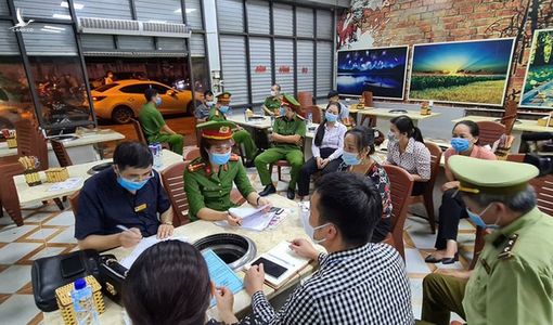 Chủ quán Nhắng nướng Hiền Thiện bắt nữ khách hàng quỳ bị phạt hơn 30 triệu đồng