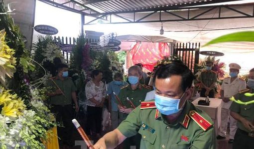 Đại úy công an hy sinh khi bắt ‘cát tặc’ được thăng hàm, Bộ Công an chỉ đạo xử lý