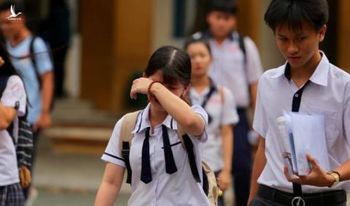 Dịch Covid-19, cơ hội để bỏ luôn kỳ thi tốt nghiệp THPT?