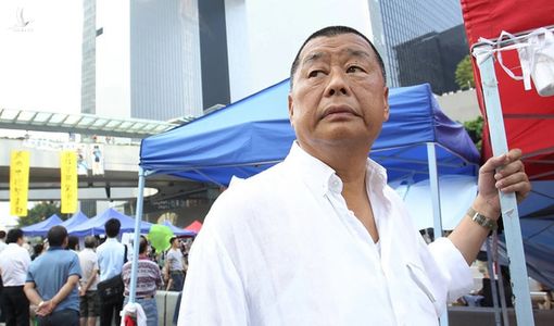 Ông trùm truyền thông Hong Kong bị bắt giữ theo luật an ninh mới