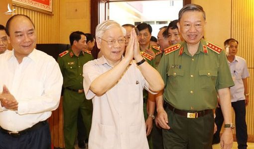 Cú bẻ lái xuyên tạc Bộ Công an trước thềm Đại hội 13 của Bùi Thanh Hiếu
