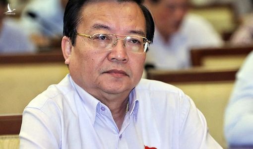 Giám đốc Sở Giáo dục và Đào tạo TP HCM bị ‘phê bình nghiêm khắc’ vì đi nước ngoài bằng ngân sách