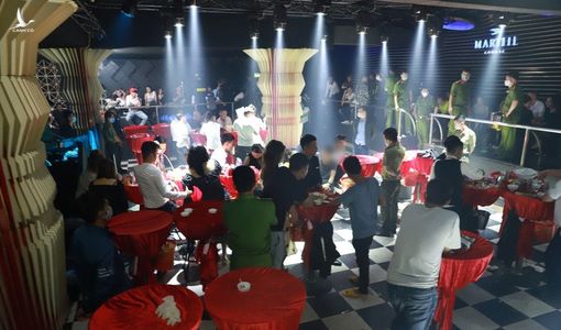 Bất chấp Covid-19, hàng chục nam nữ chơi ma túy tại quán bar ở Đắk Nông