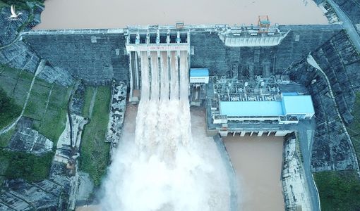 Nguy cơ lũ trên sông Hồng tăng cao do xả lũ từ Trung Quốc