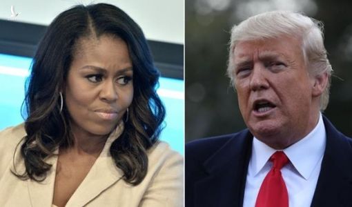 TT Trump tức giận đáp trả bà Obama: ‘Nhờ chồng bà tôi mới ở đây’