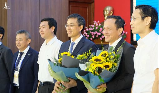 Chân dung tân Chủ tịch Vietnam Airlines Đặng Ngọc Hoà với khoản lỗ 15 nghìn tỷ và túi tiền cạn kiệt