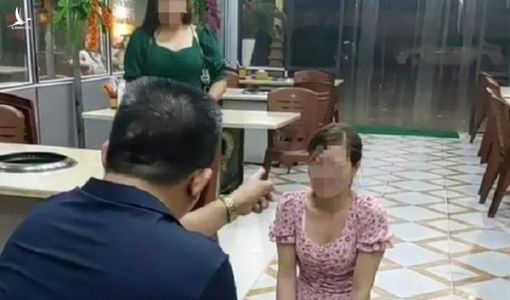Chủ quán nướng ở Bắc Ninh bắt cô gái quỳ vì “bóc phốt” đồ ăn đối mặt hình phạt nào ?