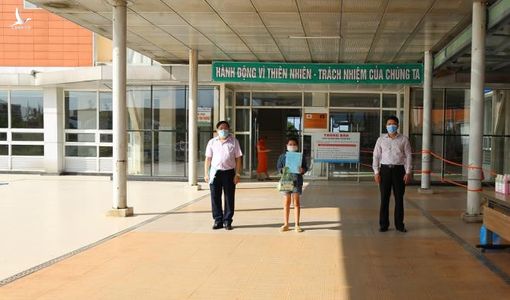 Thêm 10 bệnh nhân COVID-19 ở Quảng Nam xuất viện