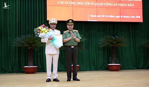 Đồng chí Cao Đăng Hưng được phong cấp hàm Thiếu tướng