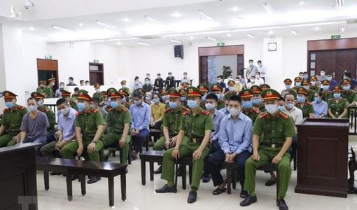 Hình ảnh 29 kẻ chống đối, sát hại 3 chiến sĩ công an ở Đồng Tâm hầu tòa