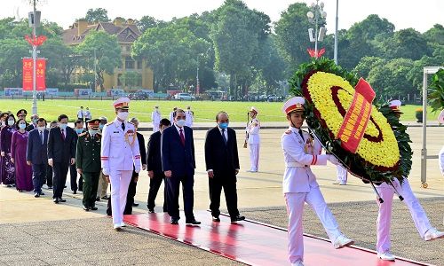 Lãnh đạo Đảng, Nhà nước vào Lăng viếng Chủ tịch Hồ Chí Minh nhân kỷ niệm 75 năm Quốc khánh 2/9