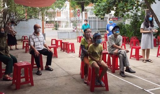 Đà Nẵng xét nghiệm Covid-19 cho hơn 71.000 hộ gia đình