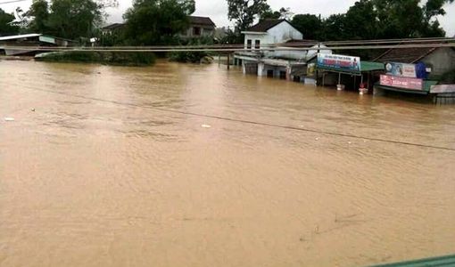 Miền Trung sau lũ lớn: phòng dịch bệnh như thế nào?