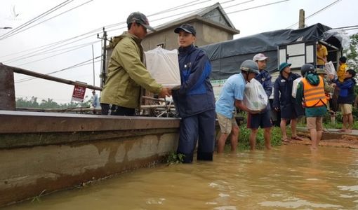 Lãnh đạo Quảng Trị lên tiếng về công văn cứu trợ của huyện gây bức xúc..!