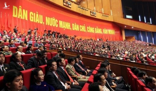 Để ý Đảng hợp lòng dân