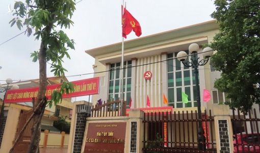 Quảng Bình: Không phải đại biểu vẫn được bầu dự Đại hội Đảng bộ tỉnh… là do sơ suất