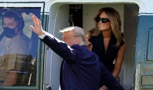 Bức ảnh làm rộ đồn đoán bà Melania Trump dùng "người đóng thế"