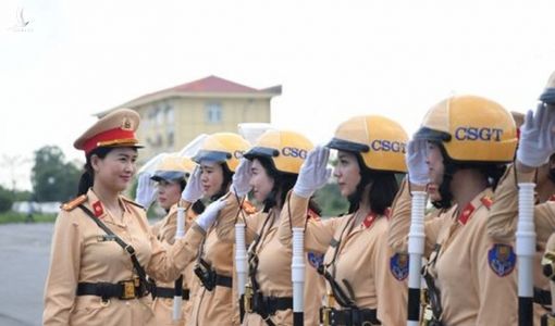 25 ‘bóng hồng’ của Cục CSGT dẫn đoàn Đại hội