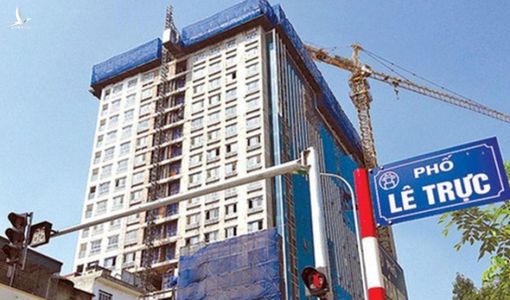 Hoàn thành phá dỡ tầng 18 tòa nhà 8B Lê Trực – Hà Nội
