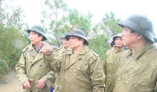 Kiểm tra công tác phòng phống, khắc phục hậu quả mưa lũ tại ba tỉnh miền trung
