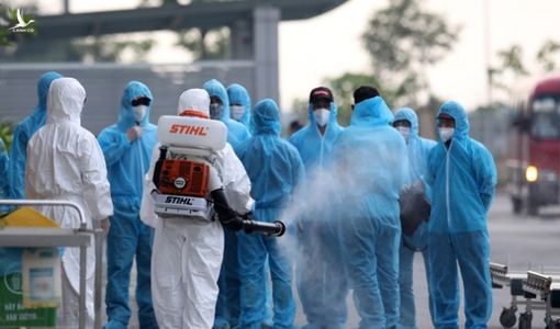 Thêm 10 ca mắc COVID-19 nhập cảnh, Việt Nam tiến sát 1.130 bệnh nhân