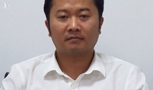 Cựu Hiệu trưởng ĐH Đông Đô cấp 193 bằng cử nhân tiếng Anh giả