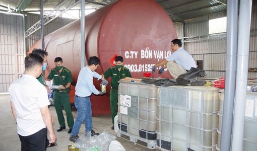 Triệt phá đường dây làm xăng giả tại Vũng Tàu