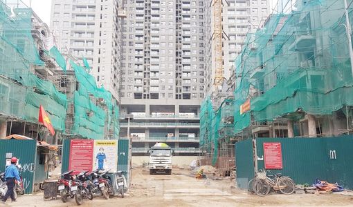 Người mua nhà gánh cả chi phí không tên
