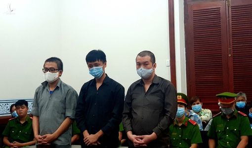 Lãnh án vì tổ chức cho người Trung Quốc ở lại Việt Nam trái phép