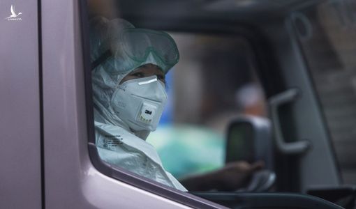 Thêm một người nhập cảnh mắc Covid-19