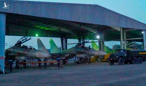 Ảnh tác chiến hiếm của Su-30MK2 Việt Nam thể hiện năng lực vượt cả F-35