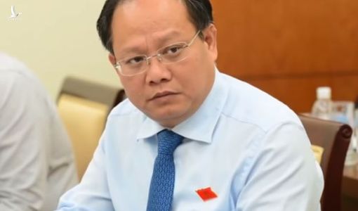 Thủ đoạn mua rẻ 9 triệu cổ phần để thâu tóm Sadeco