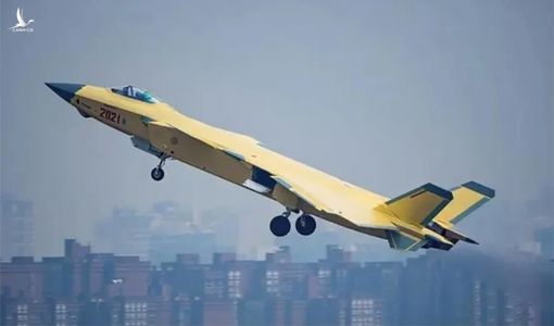 Tiêm kích tàng hình Trung Quốc ngừng gắn động cơ Nga