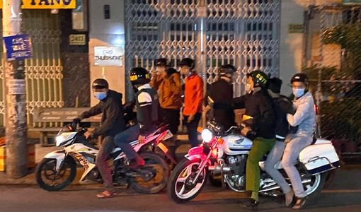 ‘Cú đấm thép’ 363 Công an Q.8 bắt ‘quái xế’: Cảnh sát hình sự nói gì?