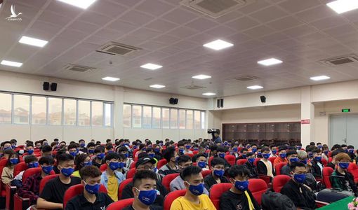 Sốc với số tiền mừng tuổi sinh viên của một trường ĐH
