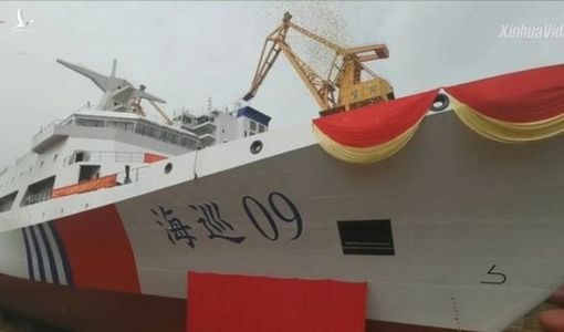 Tàu tuần dương tự sản xuất lớn nhất của TQ sẽ chạy trên biển Đông vào 2021