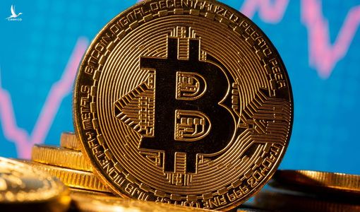 Bitcoin vượt vốn hóa thị trường 1.000 tỷ USD, ai hưởng lợi?