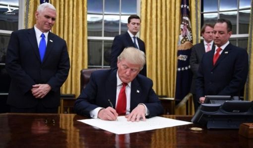 Tổng thống Trump lại tung đòn nhằm vào Trung Quốc