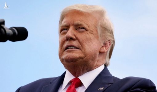 CNN: Ông Trump sẽ ban 100 lệnh ân xá giảm án ngày 19-1, ông có tự ân xá mình?