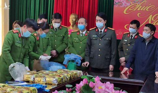 Cận cảnh lô hàng ma túy dạng đá lớn nhất bị triệt phá ở Lai Châu