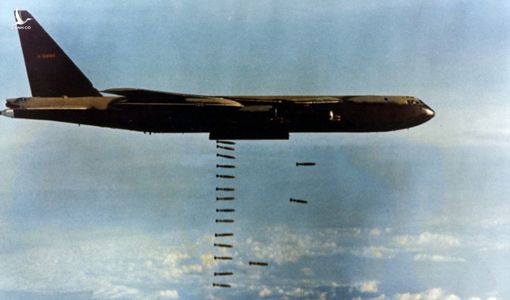Đỉnh cao chế tạo, biến An-26 thành máy bay ném bom B-52 khiến quân Polpot khóc thét