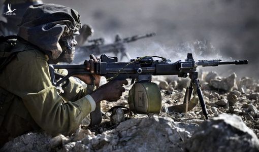 Ấn Độ có ngay siêu súng từ Israel để đối phó Trung Quốc