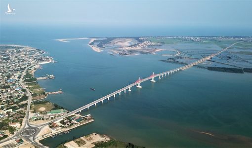 Cầu Cửa Hội xây 950 tỷ nối Nghệ An và Hà Tĩnh thông xe dịp Tết