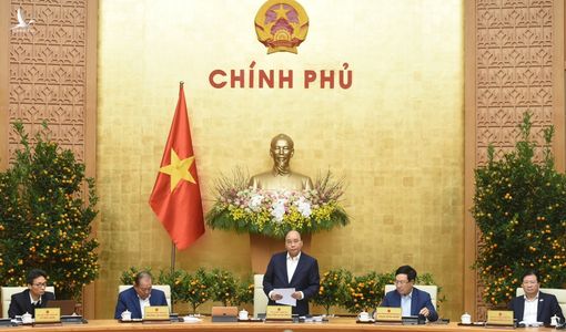 Thủ tướng Nguyễn Xuân Phúc chỉ đạo thực hiện 4 trọng tâm chống Covid-19 và phát triển kinh tế