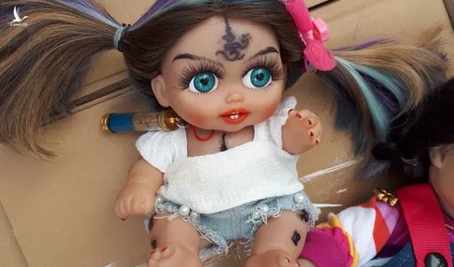 Công an Cần Thơ tạm giữ 71 búp bê nghi là Kumanthong