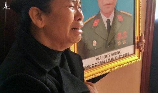 Vừa được bồi thường oan sai 2,3 tỷ đồng đã mất ngay 900 triệu đồng tiền “cảm ơn”?