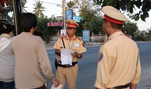 Cảnh sát giao thông sẽ dừng xe và phạt “nóng” trên Quốc lộ 51 khi có đủ cơ sở